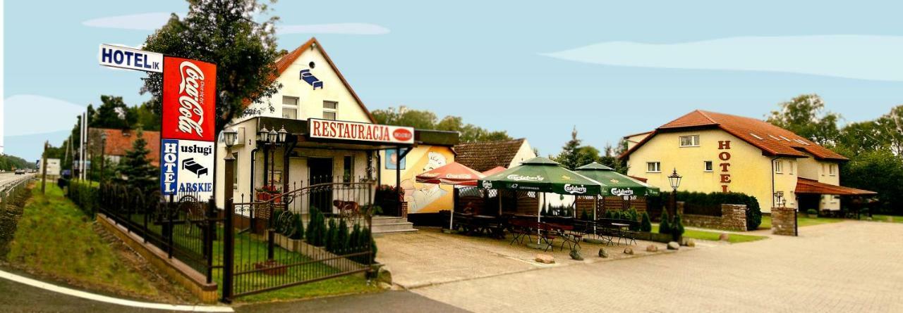 Restaurant & Hostel "Broadway" Kliniska Exterior foto